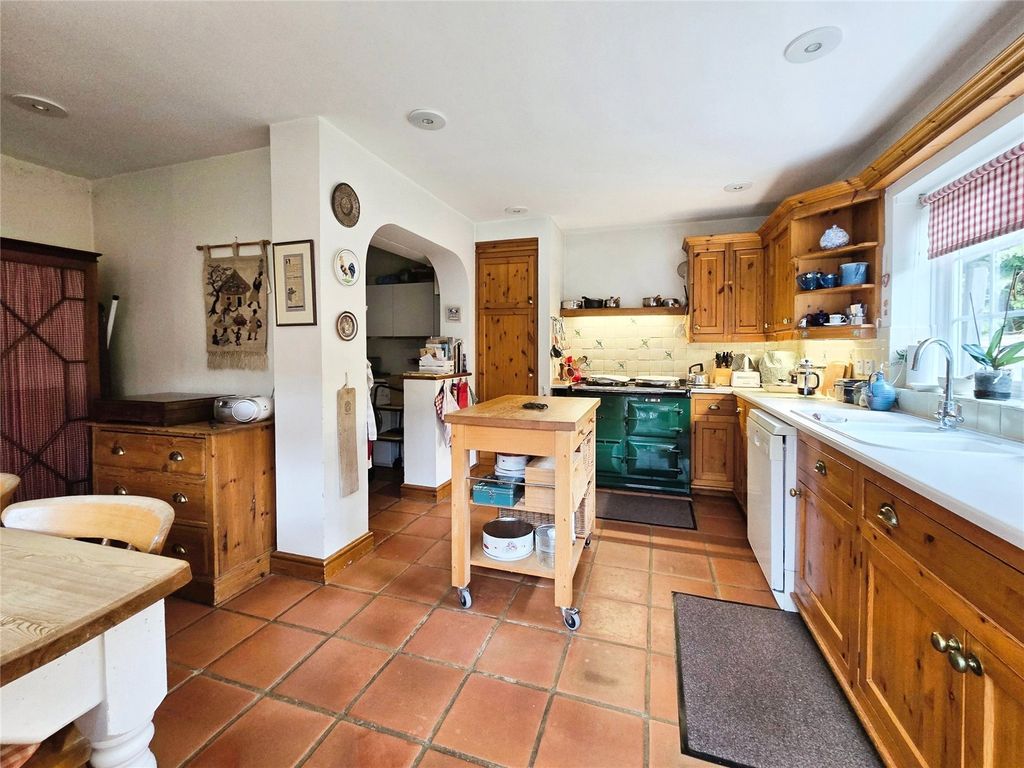 Property photo 2 of 17 Picture No. 07