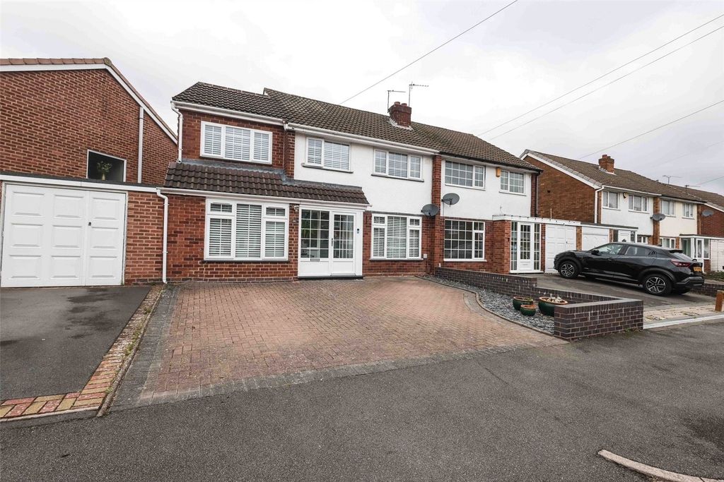 Property photo 1 of 24 Picture No. 12