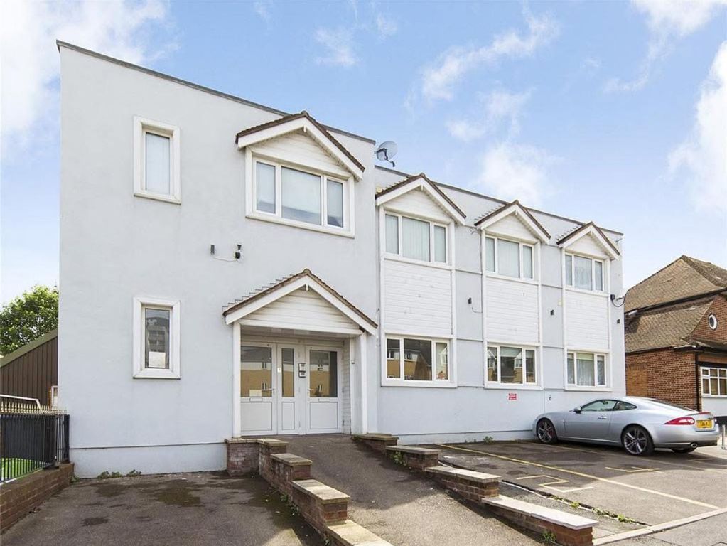 Property photo 1 of 6