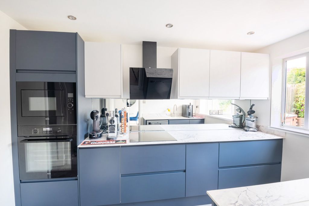 Property photo 3 of 14 Picture No. 09