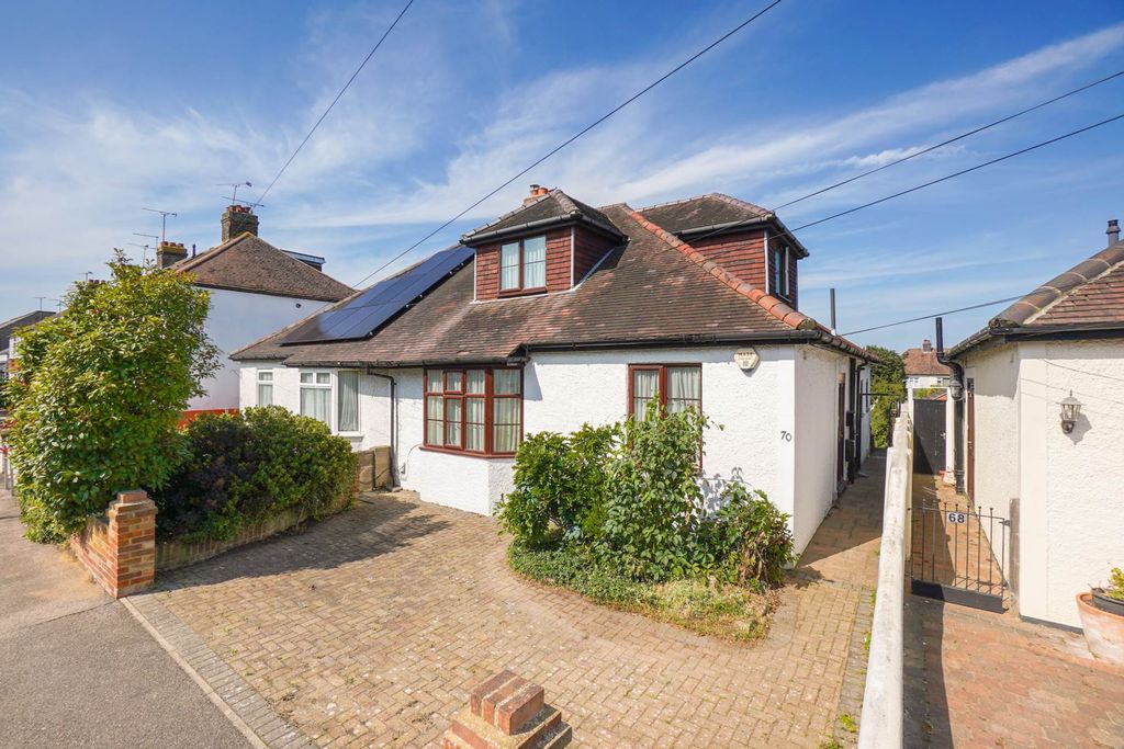 Property photo 1 of 23