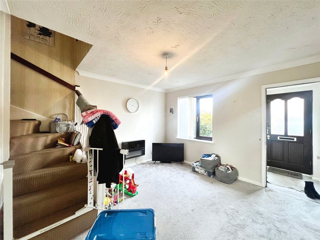 Property photo 3 of 8 Picture No. 04