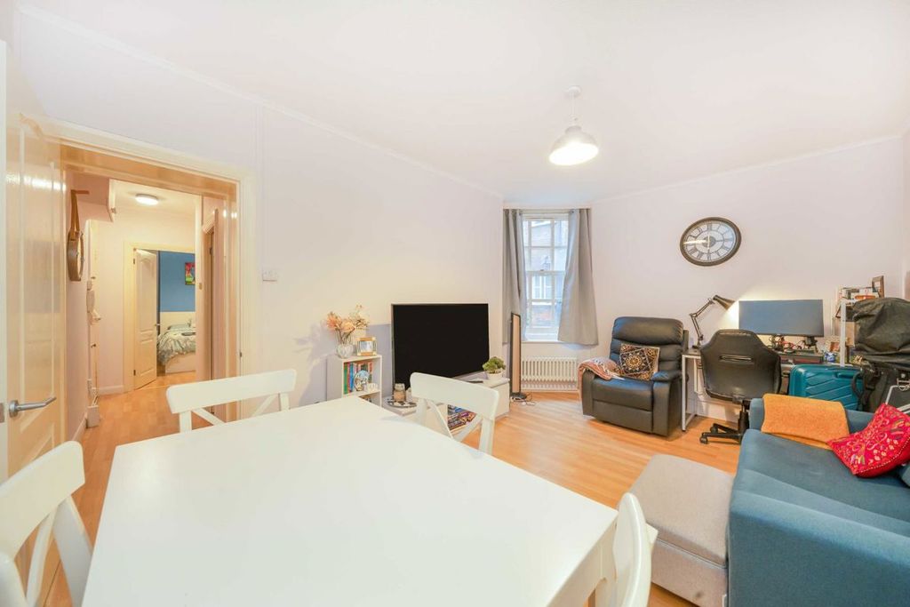 Property photo 2 of 4