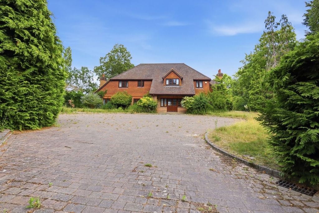Property photo 1 of 48