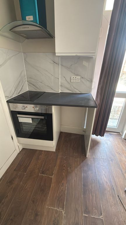 Property photo 2 of 3