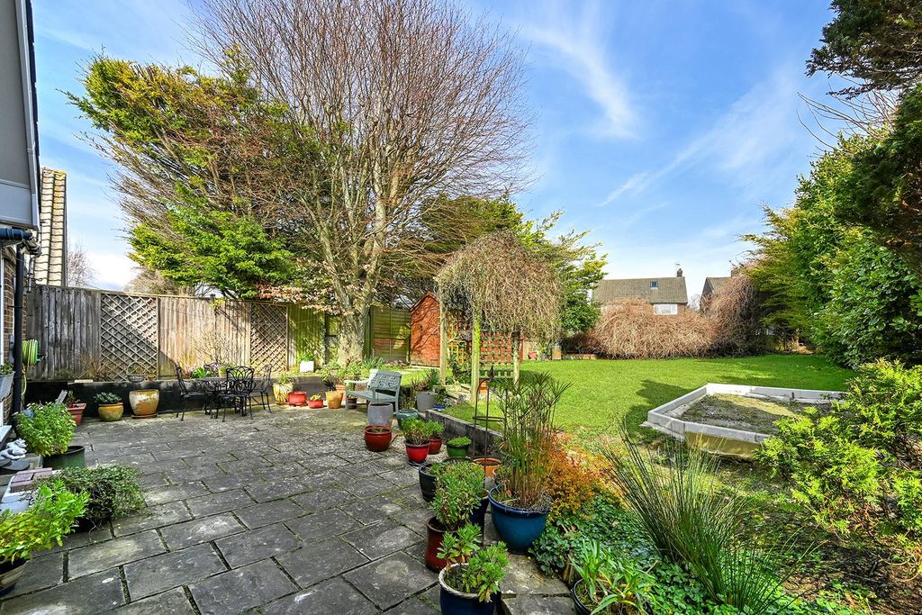 Property photo 2 of 22 Rear Garden