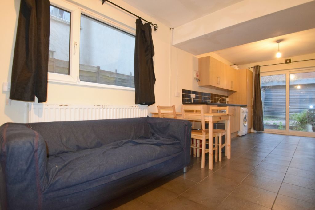 Property photo 3 of 12 Photo 3