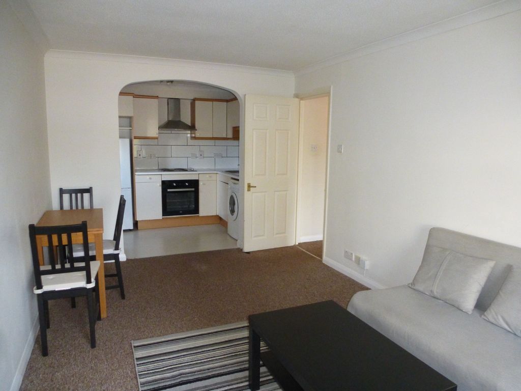 Property photo 2 of 7 5018282