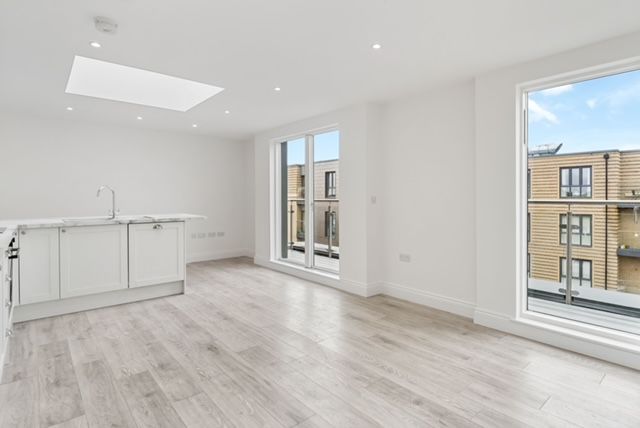 Property photo 3 of 10 Living Room