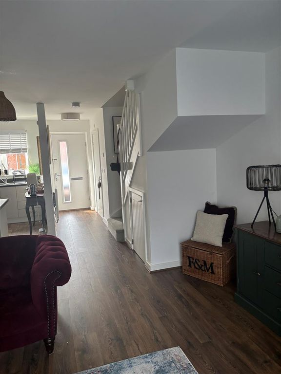 Property photo 2 of 13 8.Jpg