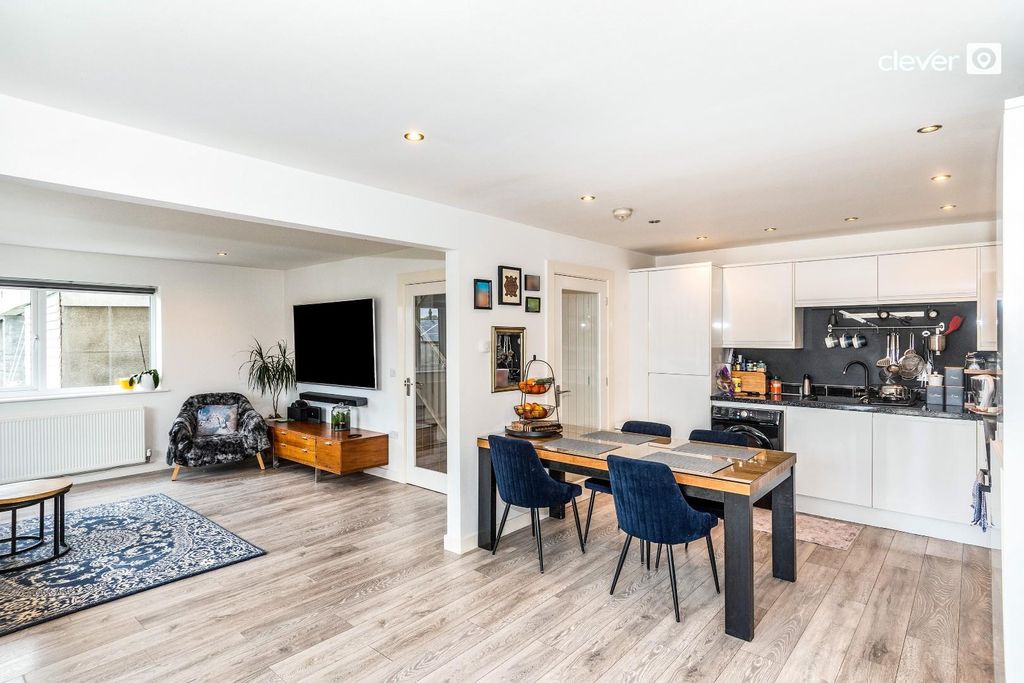 Property photo 2 of 20 20251022-_Dsc6306.Jpg