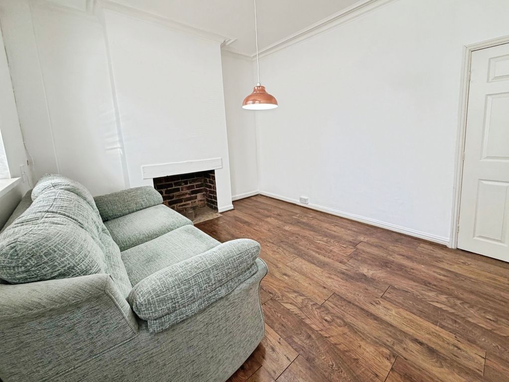 Property photo 2 of 9 Living Room
