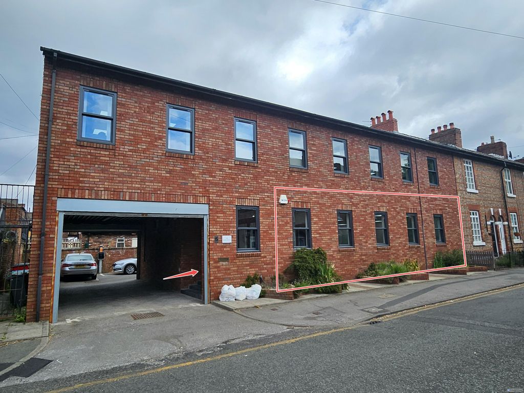 Property photo 1 of 10 Ground Floor Unit 5 Old Oak Street Didsbury.Png