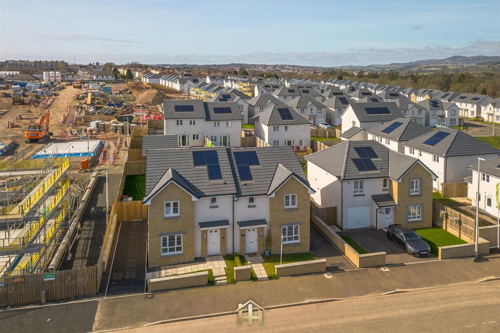 Additional image 20 of 3 bed semi-detached house for saleMains Loan, Dundee DD4
