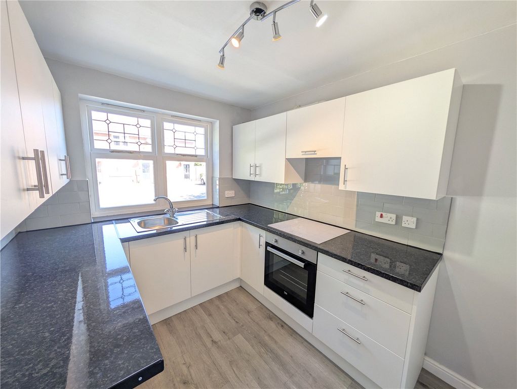 Property photo 2 of 12 Picture No. 05