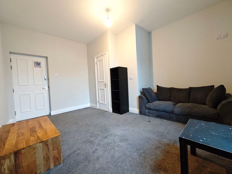 Property photo 2 of 7 Photo 2