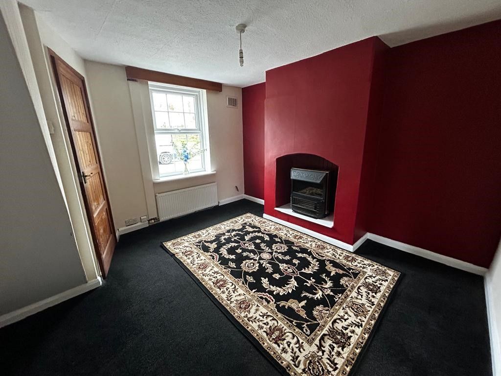 Property photo 2 of 12 Living Room