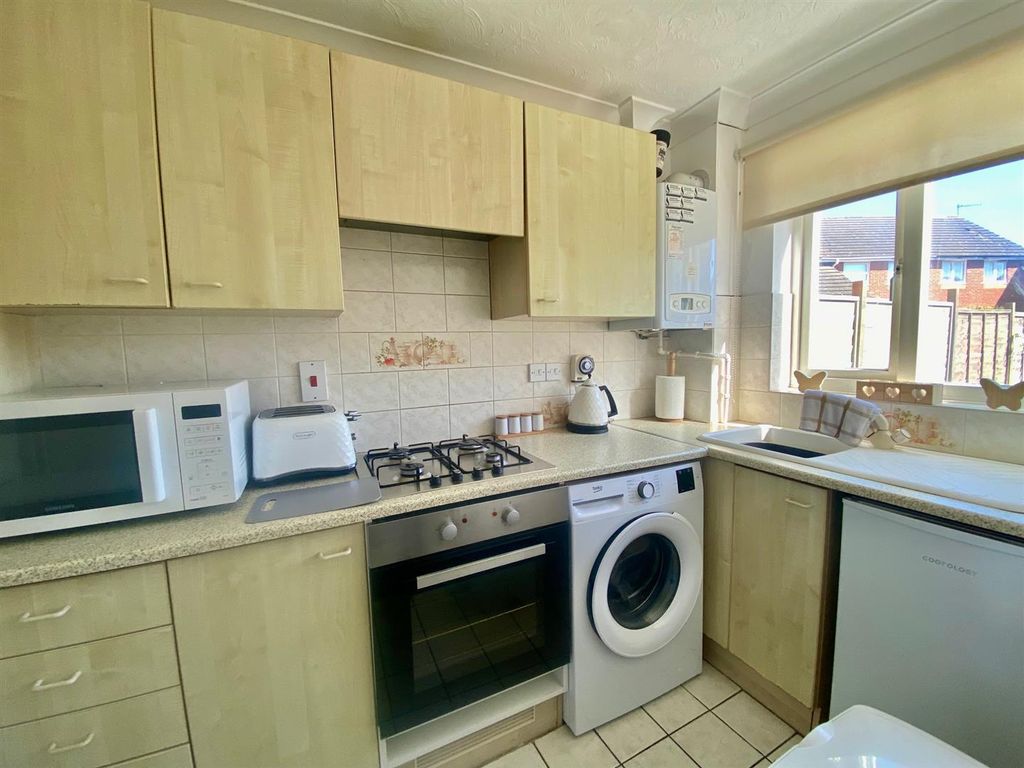 Property photo 2 of 10