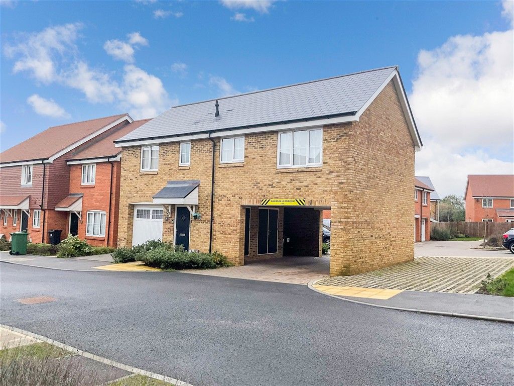 Property photo 1 of 7 External