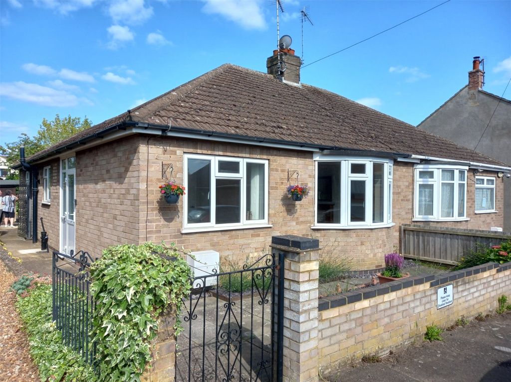 Property photo 1 of 33 Picture No. 37