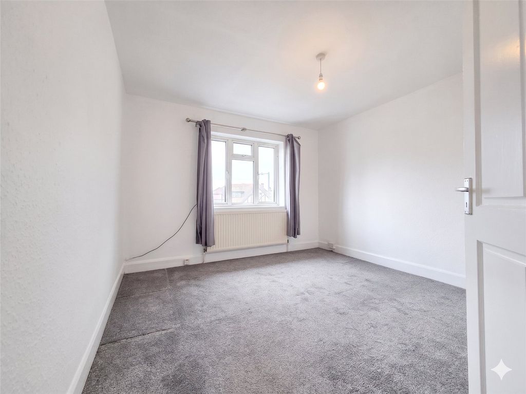 Property photo 3 of 6 Picture No. 03