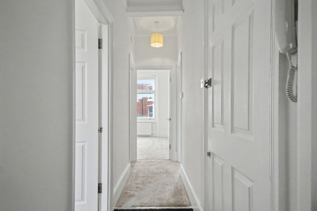 Property photo 3 of 10 3.Jpg