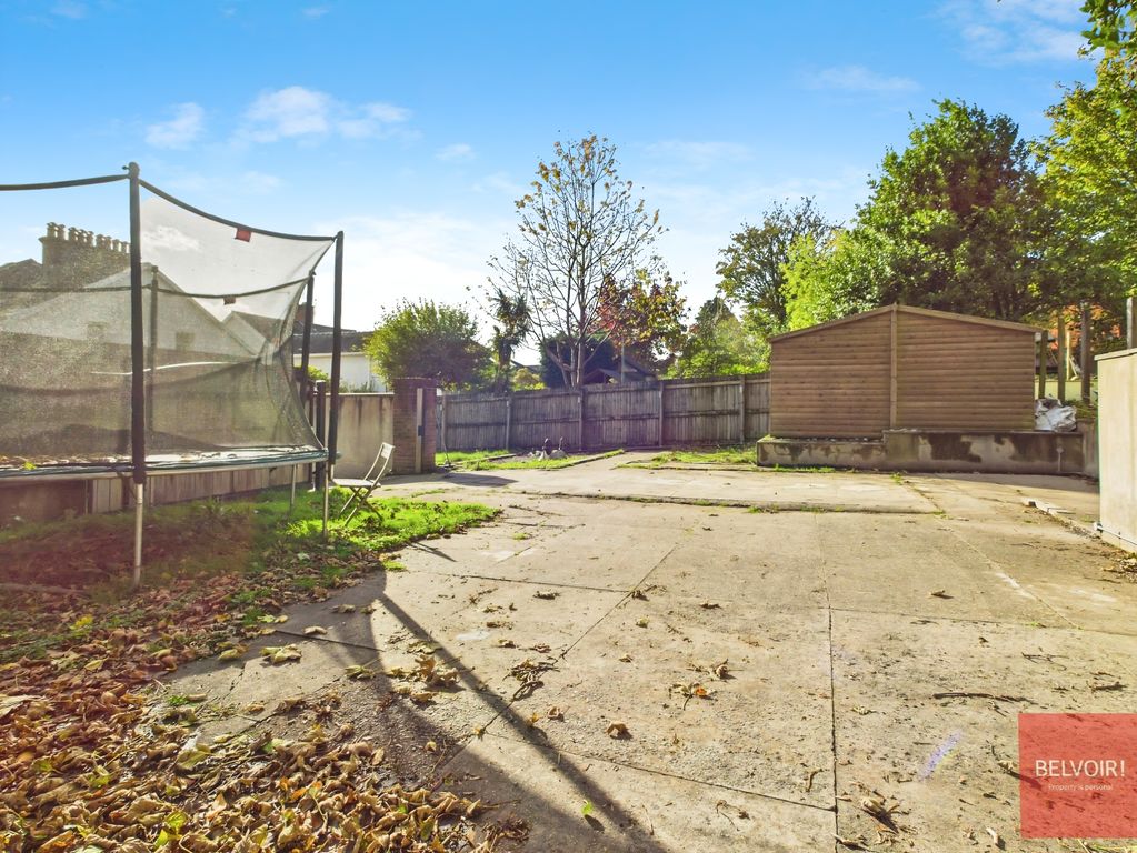 Property photo 3 of 20