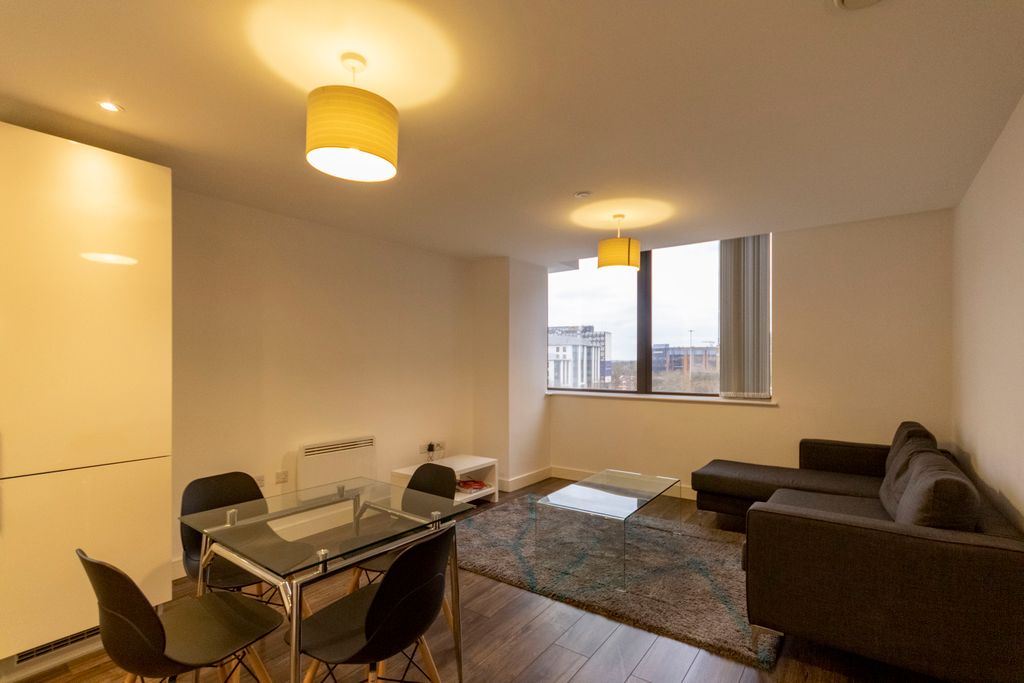 Property photo 2 of 13