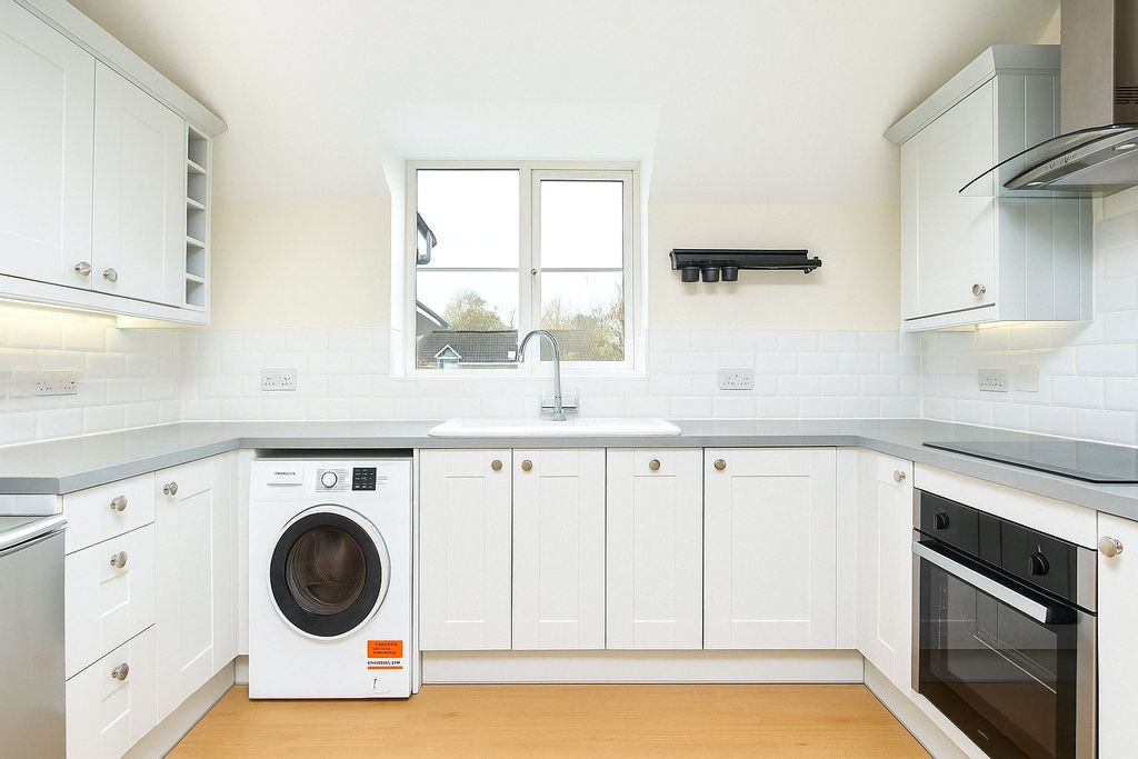 Property photo 2 of 8 Picture No. 06