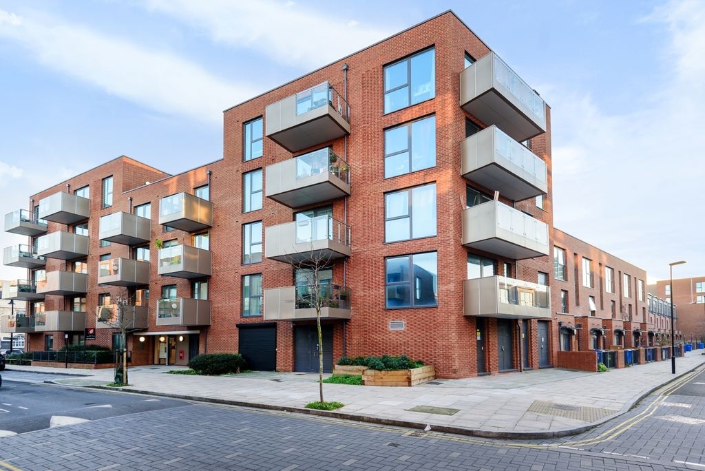 Property photo 1 of 10 External