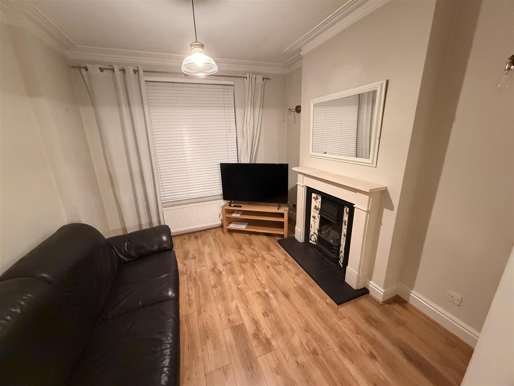 Property photo 2 of 18 Tempimaget5Tdrt.Jpg