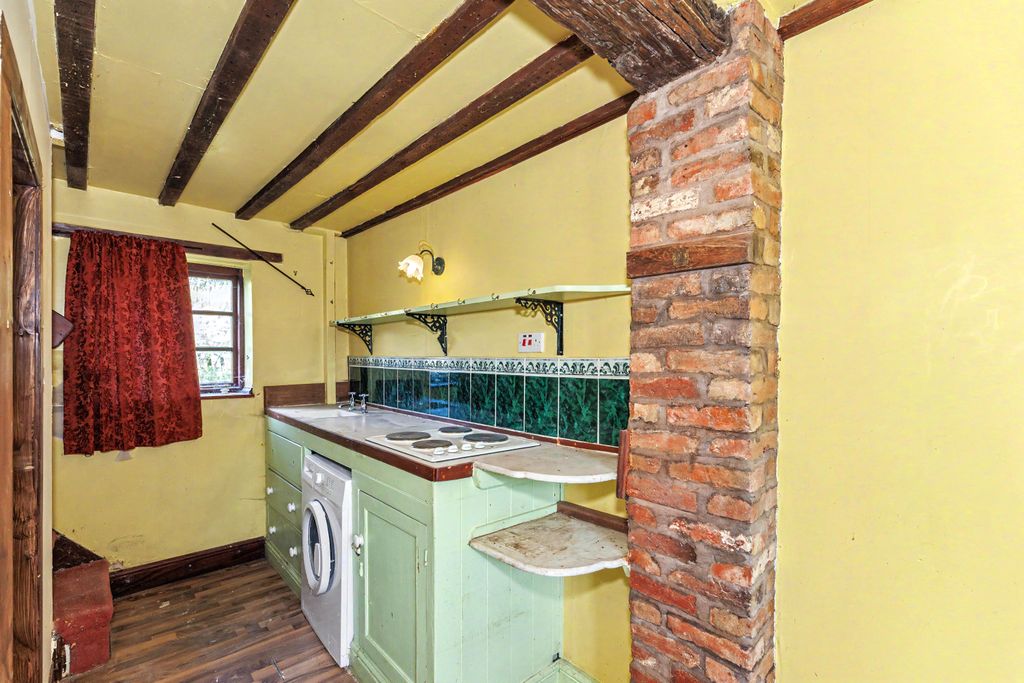 Property photo 3 of 10
