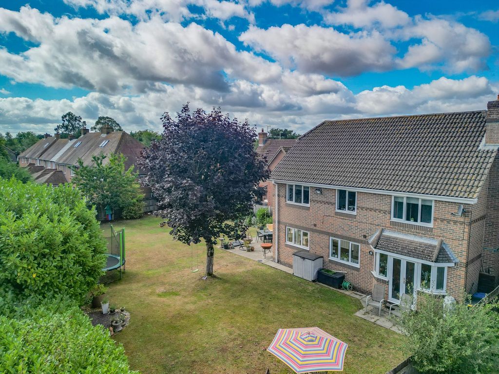 Property photo 3 of 19