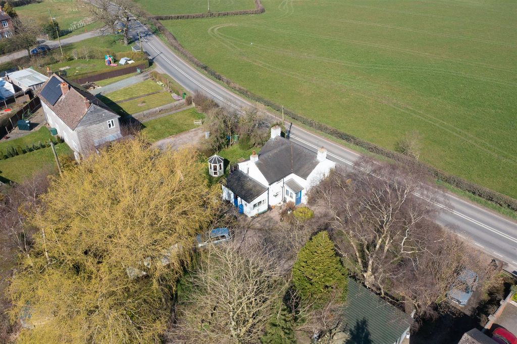 Property photo 3 of 12 Penhallow-5.Jpg