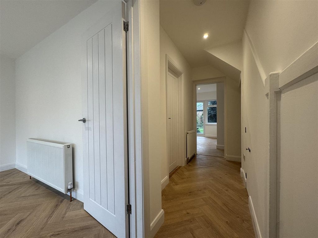 Property photo 3 of 11 2.Png