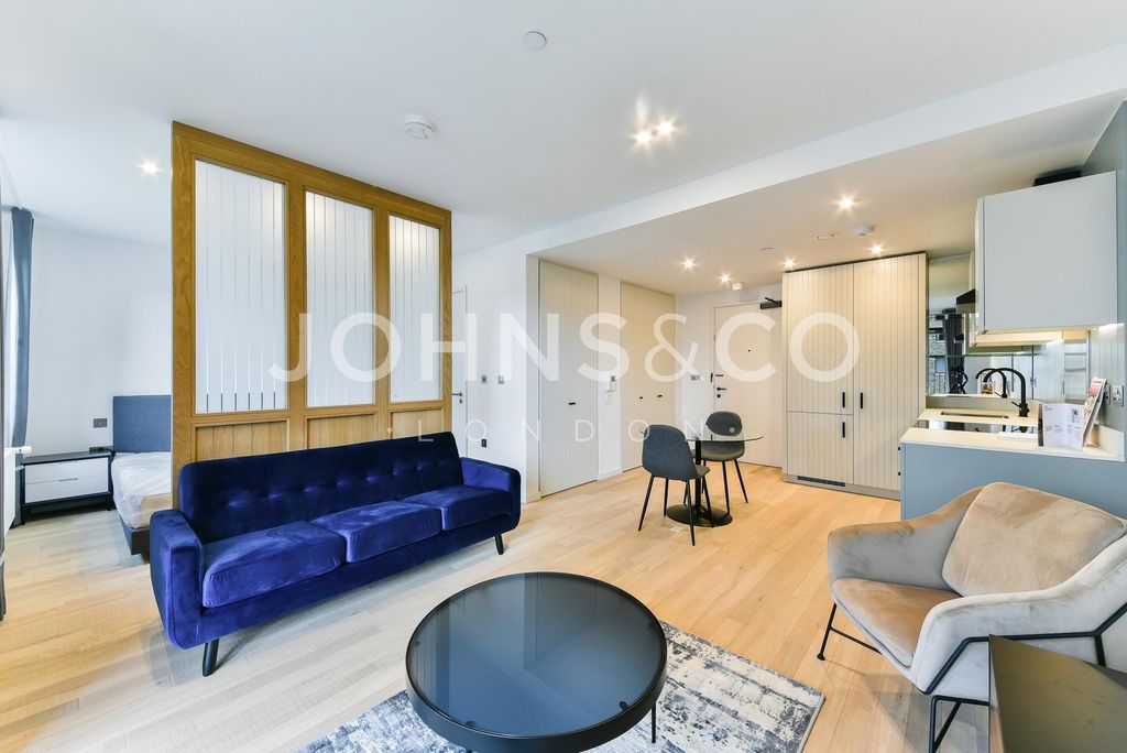 Property photo 3 of 20