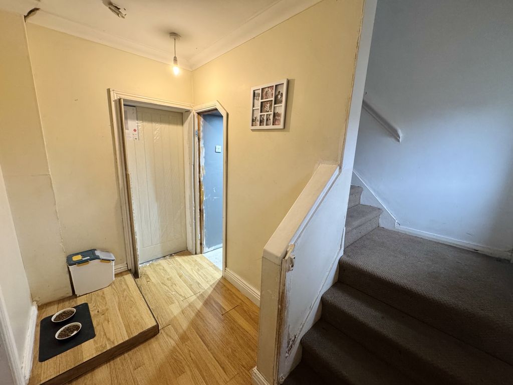 Property photo 2 of 15 Img_7157