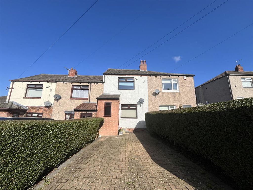 Property photo 1 of 15 External