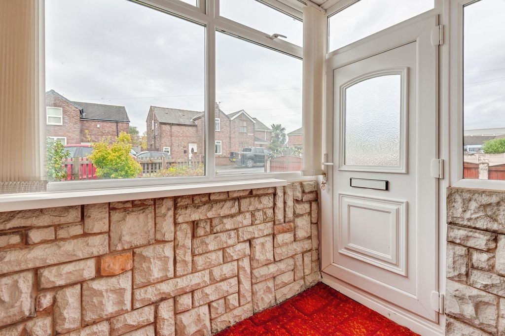 Property photo 3 of 20 Pbox-Img.Jpg