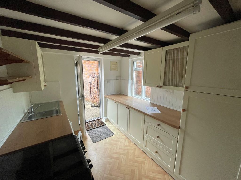 Property photo 3 of 24