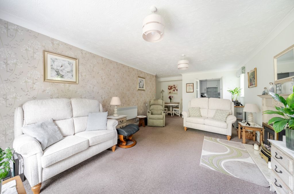 Property photo 3 of 14 1459748-4-6A05c2A3672F3