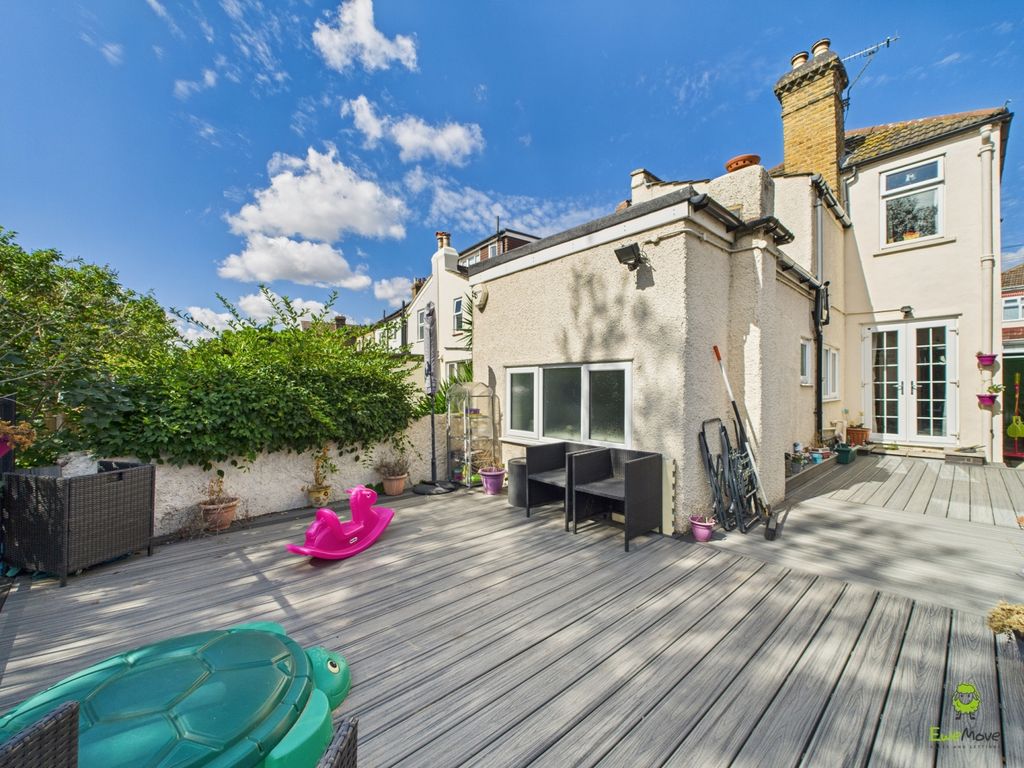 Property photo 1 of 14 Presented By Kevin At Ewemove Bexleyheath And Dart