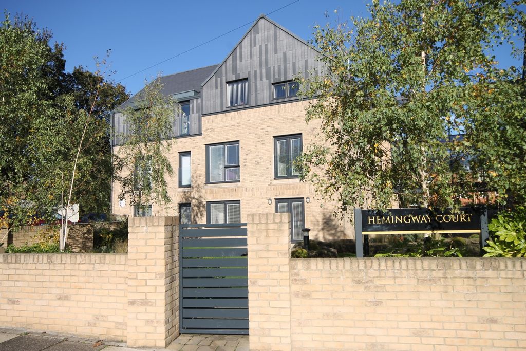 Property photo 1 of 15 Img_7784