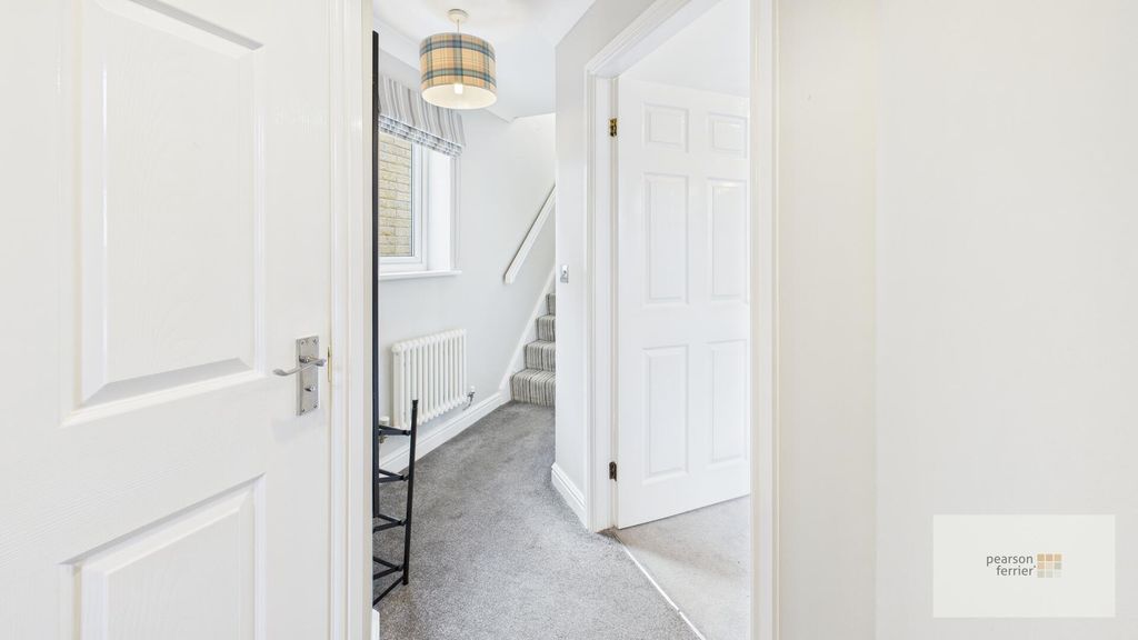 Property photo 2 of 13 Hallway