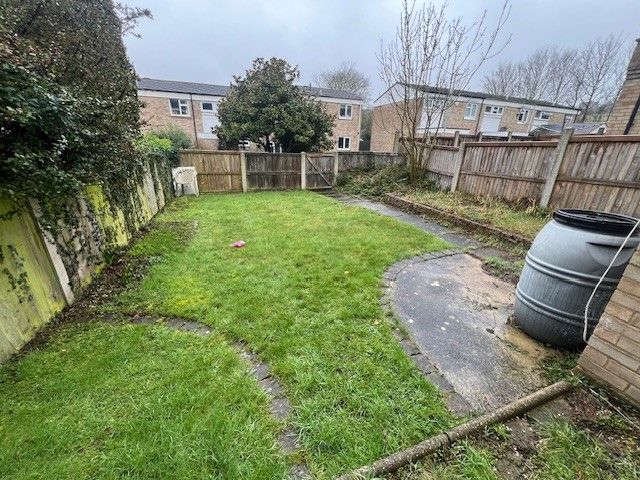 Property photo 2 of 9 Garden