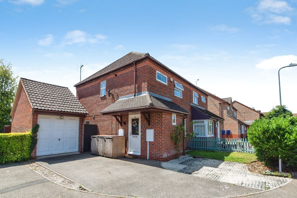 Property photo 1 of 16
