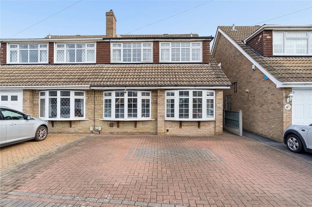 Property photo 1 of 16 Front