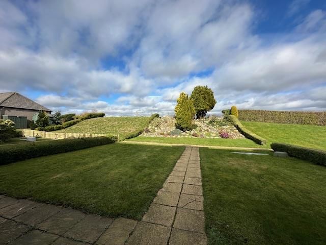 Property photo 3 of 24