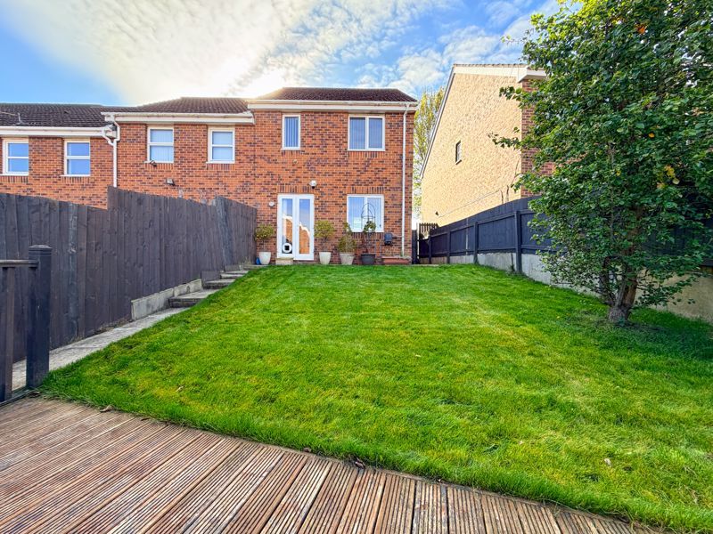 Property photo 1 of 16 External