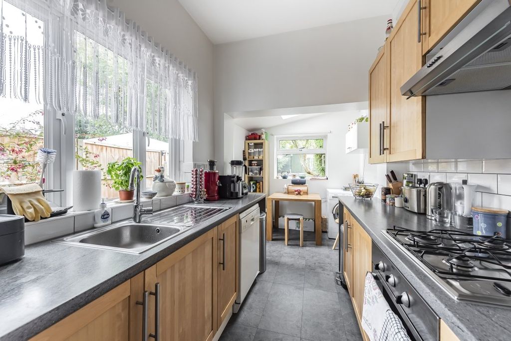 Property photo 2 of 7 659764 (3)